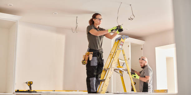 Best Industrial Electrical Services  in Newberg, OR